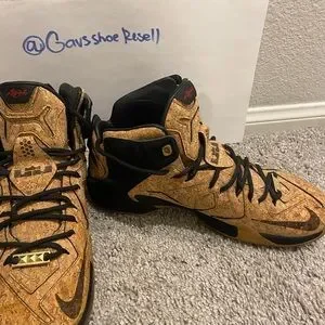 Size 9.5 -  *Rare * Nike LeBron 12 EXT Cork 2015 Condition 8.9/10) s-l1200.webp main image 4